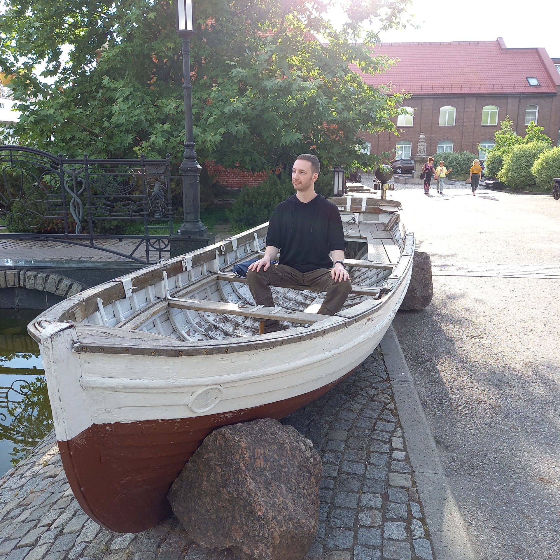 Что такое релокация (по астрологии, а не переезд сотрудников)? Как релокация натальной карты работает в жизни?