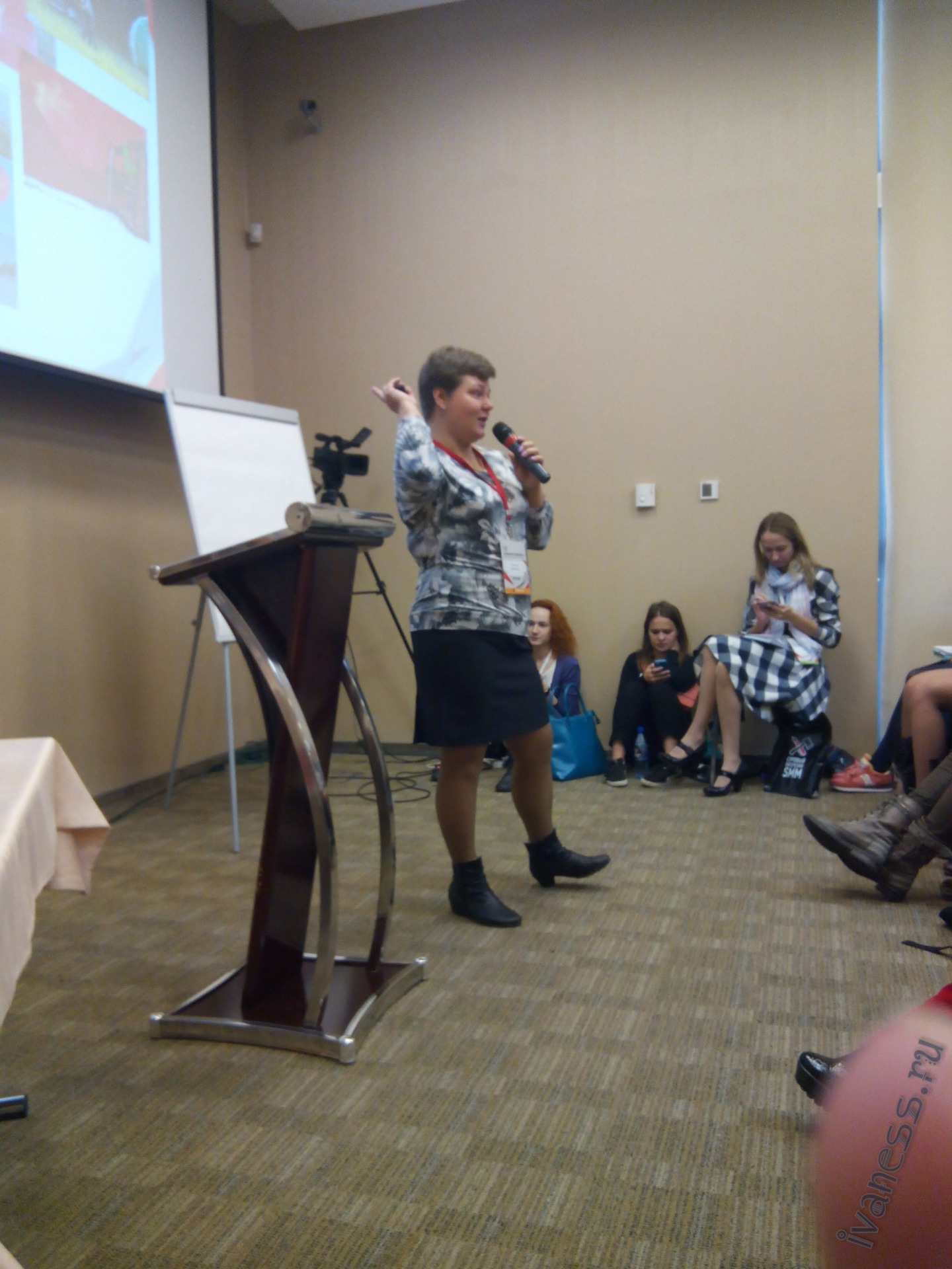 Катя Шар на Суровом Питерском SMM